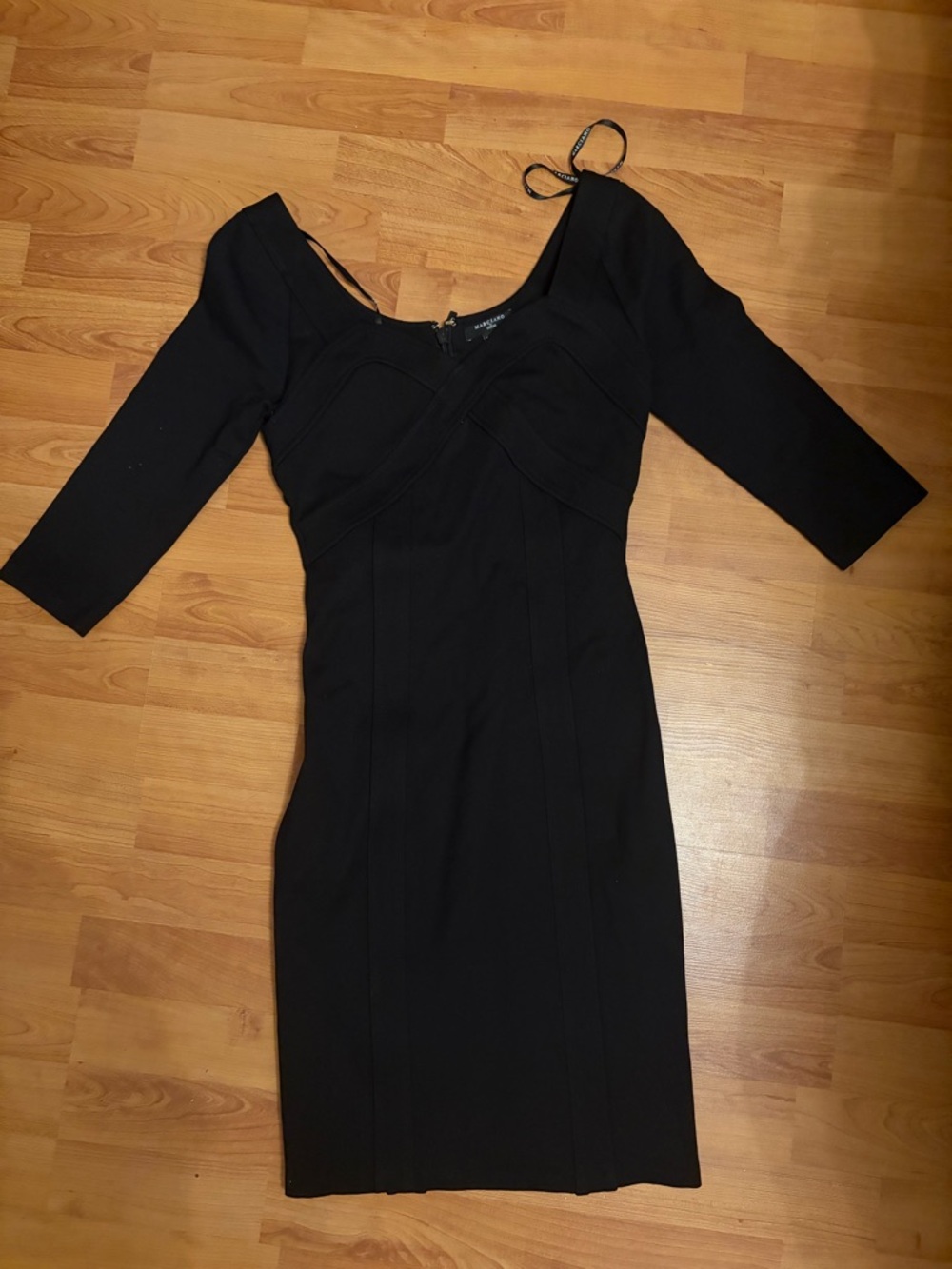Marciano Fitted Black Long-Sleeve Bodycon Dress